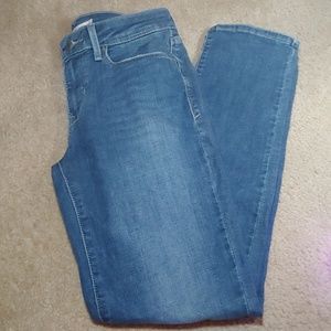 levi's classic midrise skinny jeans